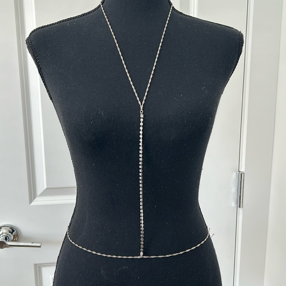 Body chain- like new